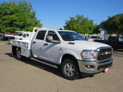 New 2024 RAM 3500 Tradesman w/ Chrome Appearance Group