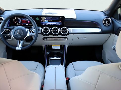 New 2026 Mercedes-Benz GLB 250 4MATIC image 16