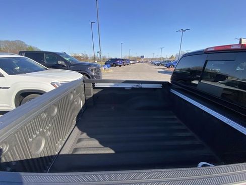 Used 2023 Nissan Frontier PRO-4X w/ Pro Convenience Package image 12