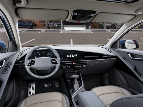 New 2026 Kia Niro SX Touring FWD image 14