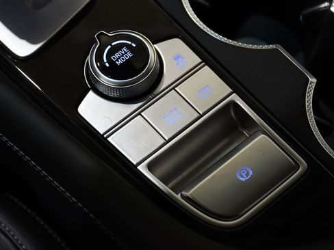 New 2026 Genesis G70 2.5T RWD image 20