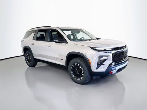 New 2026 Chevrolet Traverse Z71 w/ Driver Confidence Package image 2