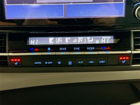 Certified 2024 Toyota Sienna XLE image 13