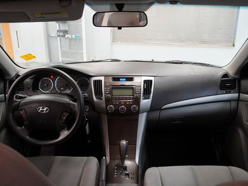 Used 2009 Hyundai Sonata GLS image 18