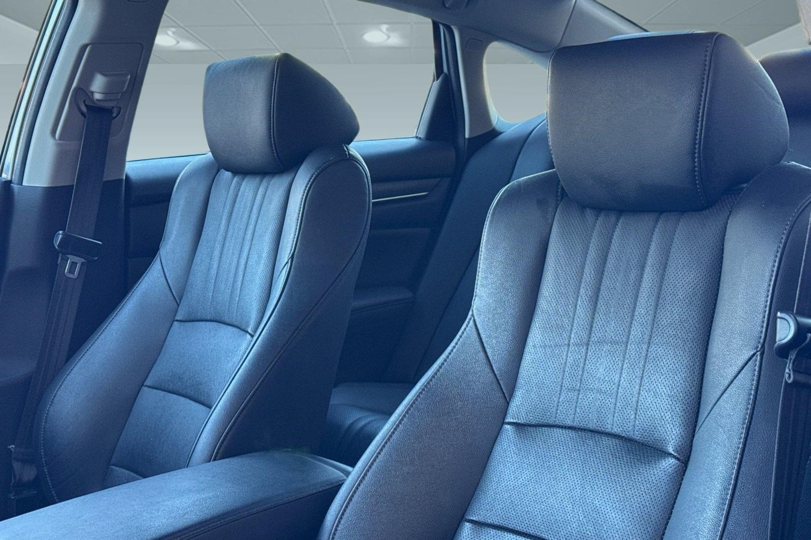 Certified 2020 Honda Accord EX-L image 25