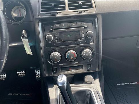 Used 2010 Dodge Challenger R/T RWD image 6
