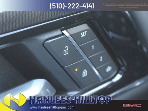 New 2026 GMC Yukon Elevation AWD/4WD image 39