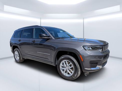New 2026 Jeep Grand Cherokee L Laredo w/ Trailer Tow Package RWD image 1