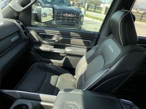 Used 2023 RAM 1500 Laramie AWD/4WD image 23
