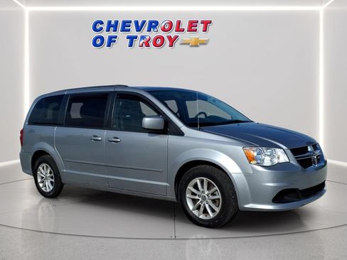 Used 2013 Dodge Grand Caravan SXT FWD image 1