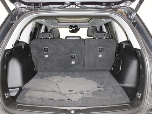 Used 2022 Jeep Grand Cherokee Limited AWD/4WD image 15