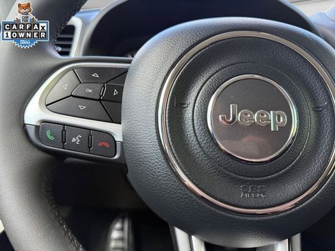 Used 2021 Jeep Renegade Latitude AWD/4WD image 25