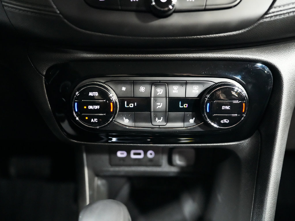 Used 2023 Buick Encore GX Select w/ Sport Touring Package AWD/4WD image 20