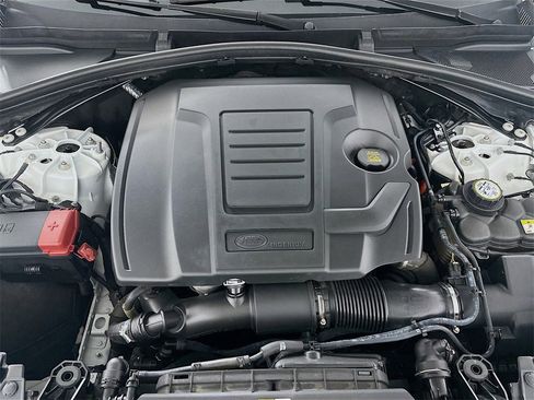 Used 2024 Land Rover Range Rover Velar S image 31