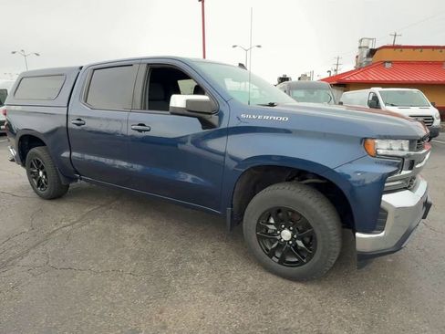 Used 2019 Chevrolet Silverado 1500 LT w/ All-Star Edition image 2