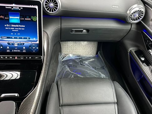 Used 2022 Mercedes-Benz SL 55 AMG 4MATIC image 29