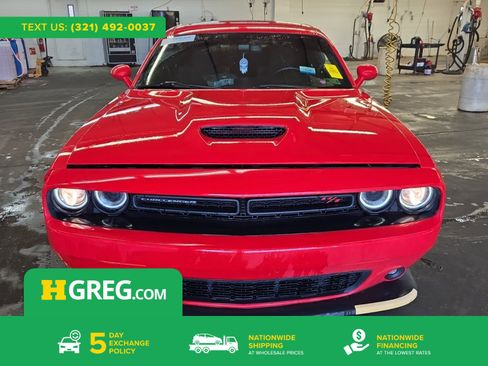 Used 2022 Dodge Challenger R/T image 1