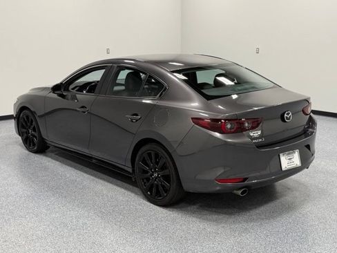 Used 2025 MAZDA MAZDA3 s FWD image 9
