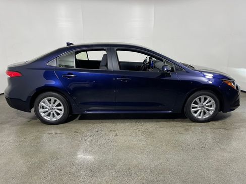 New 2026 Toyota Corolla LE image 2