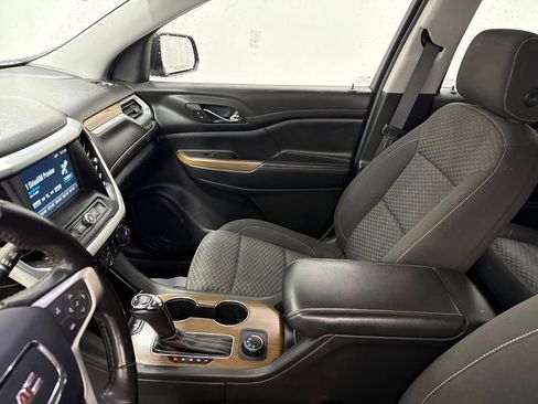 Used 2019 GMC Acadia SLE image 24