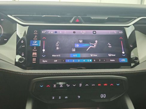 New 2026 Jeep Cherokee Limited AWD/4WD image 25