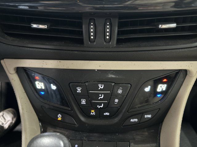 Used 2018 Buick Envision Essence FWD image 21
