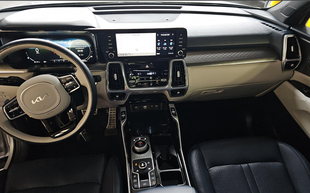Used 2023 Kia Sorento SX Prestige AWD/4WD image 6