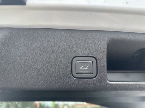 New 2026 Chevrolet Equinox EV LT image 30