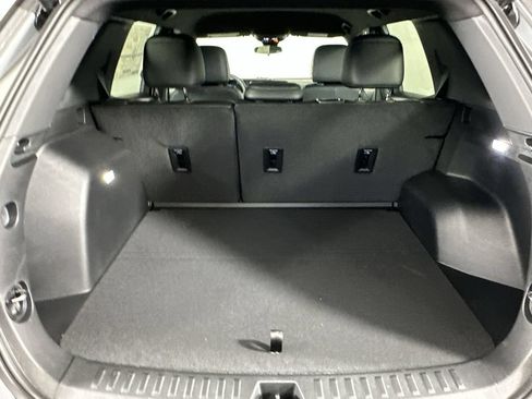 New 2026 Chevrolet Equinox LT w/ Convenience Package II FWD image 25