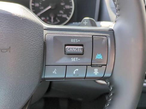Used 2026 Nissan Rogue SV FWD image 21