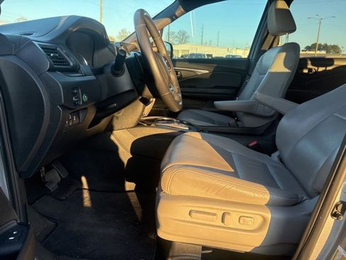 Used 2022 Honda Passport EX-L image 17