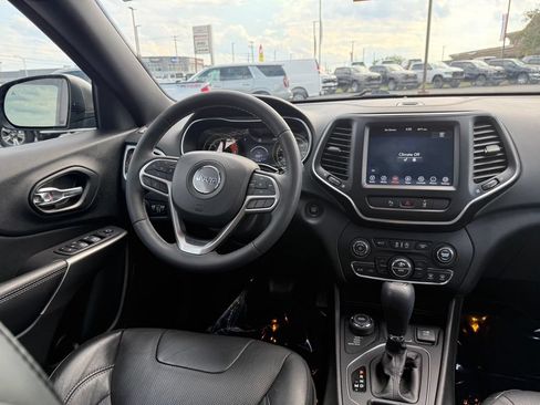 Used 2022 Jeep Compass High Altitude AWD/4WD image 16