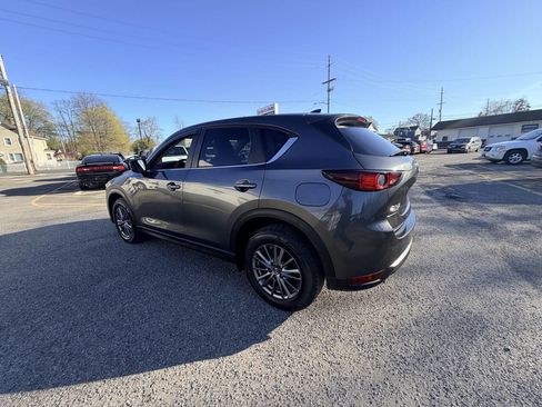Used 2017 MAZDA CX-5 Touring image 40