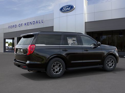New 2027 Ford Expedition Active RWD image 6