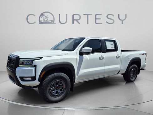 New 2026 Nissan Frontier PRO-4X w/ Tow Package AWD/4WD image 1