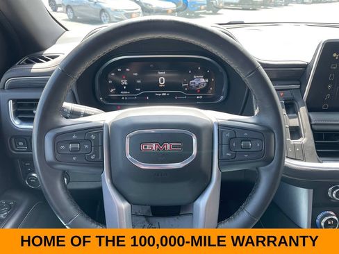 Used 2024 GMC Yukon SLT w/ SLT Luxury Package AWD/4WD image 15