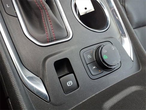 Used 2023 Chevrolet Traverse RS w/ LPO, Floor Liner Package image 14