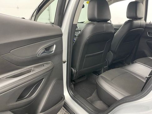 Used 2014 Buick Encore Convenience FWD image 33