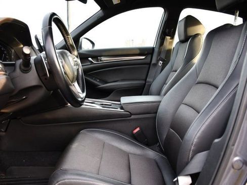 Used 2020 Honda Accord Sport image 11