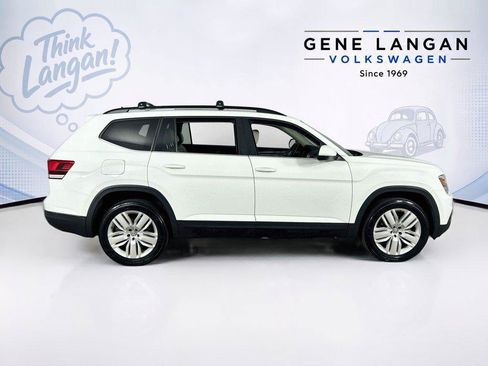 Certified 2020 Volkswagen Atlas SE w/ Panoramic Sunroof Package AWD/4WD image 4