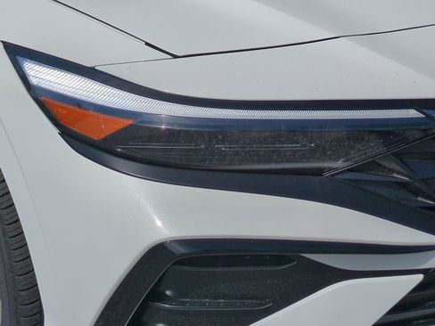 New 2025 Hyundai Elantra SEL w/ Cargo Package image 9