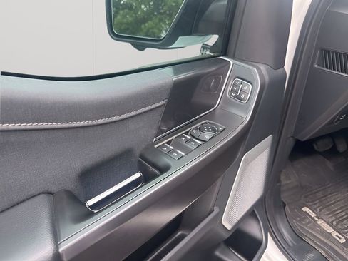 Used 2024 Ford F150 Lariat w/ Equipment Group 502A High image 32