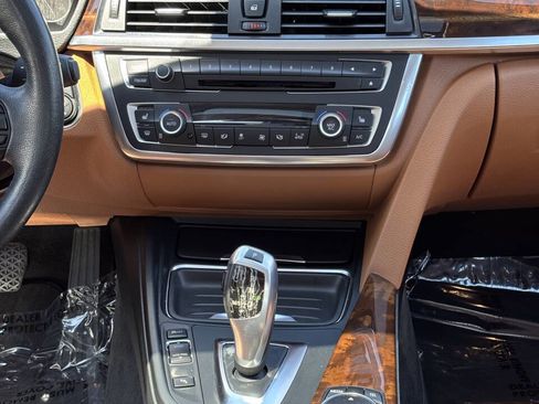 Used 2014 BMW 328i xDrive Sedan AWD/4WD image 23