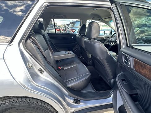 Used 2015 Subaru Outback 2.5i Limited AWD/4WD image 40
