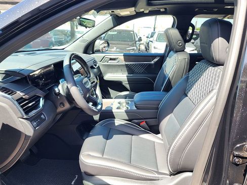 New 2026 GMC Acadia Denali w/ Super Cruise Package FWD image 16