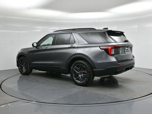 New 2026 Ford Explorer ST-Line RWD image 6