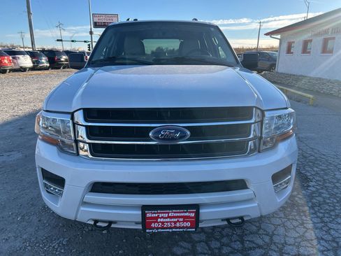 Used 2017 Ford Expedition XLT w/ Equipment Group 202A image 8