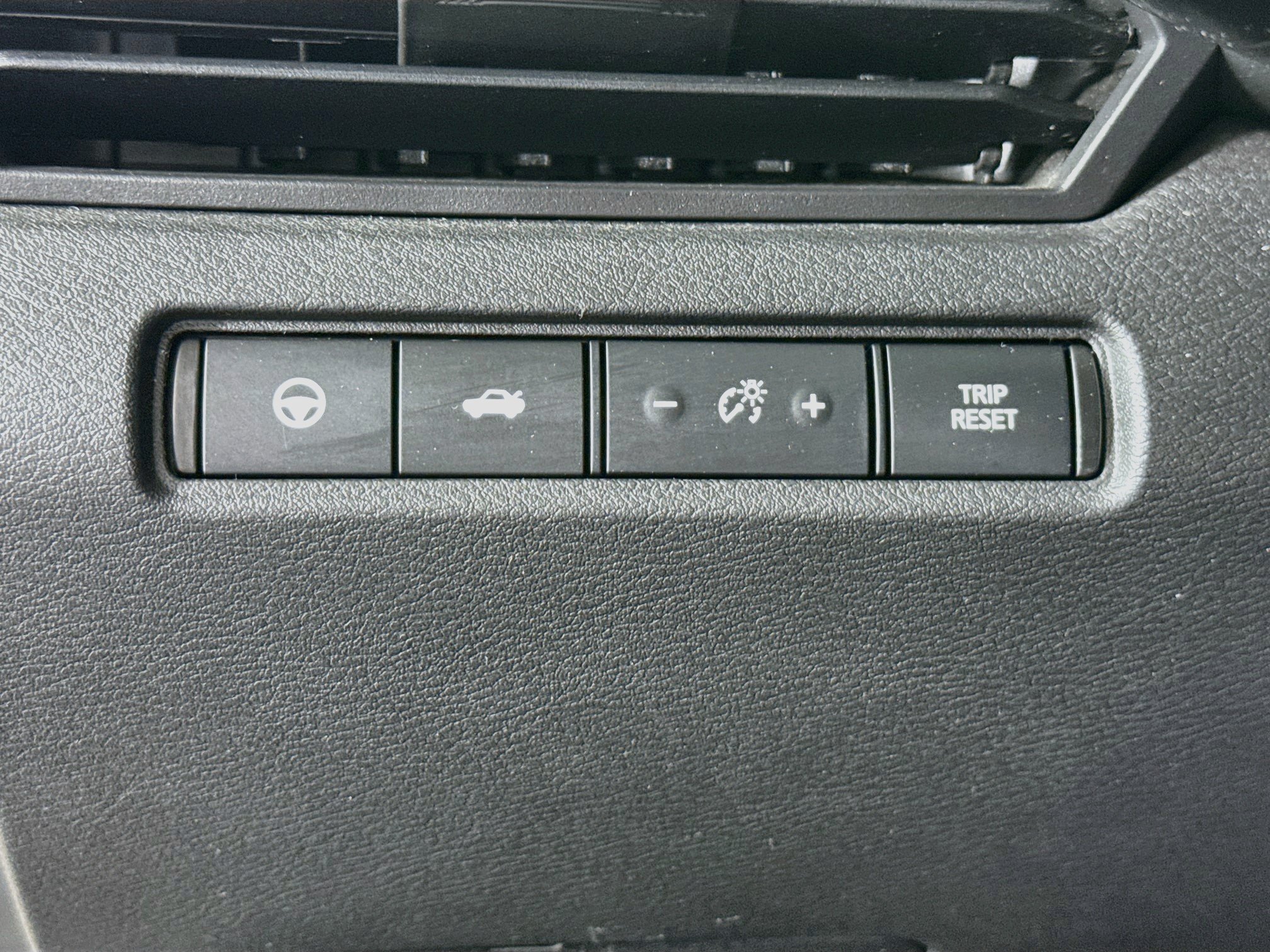 Used 2023 Nissan Altima 2.5 SL FWD image 9