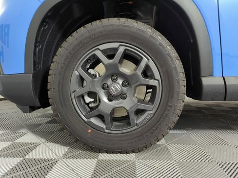 New 2025 Honda Pilot TrailSport image 11