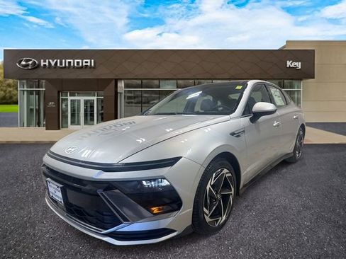 New 2025 Hyundai Sonata SEL image 1